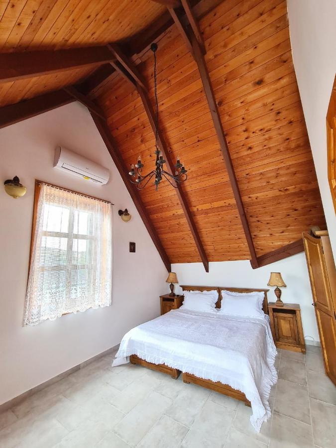 Agas Vendeghaz Hotel Csopak Bagian luar foto