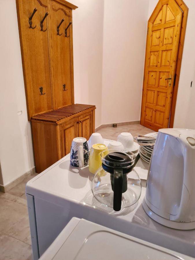 Agas Vendeghaz Hotel Csopak Bagian luar foto