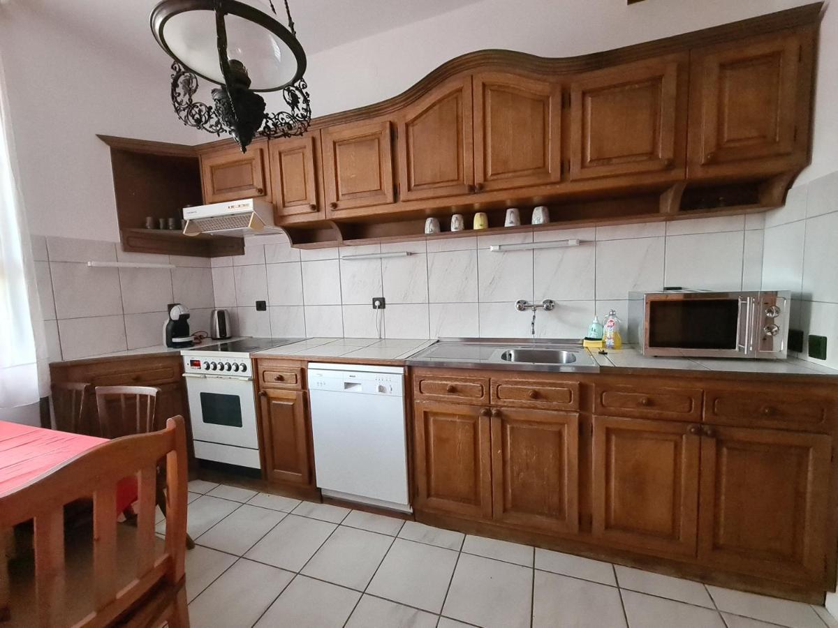 Agas Vendeghaz Hotel Csopak Bagian luar foto